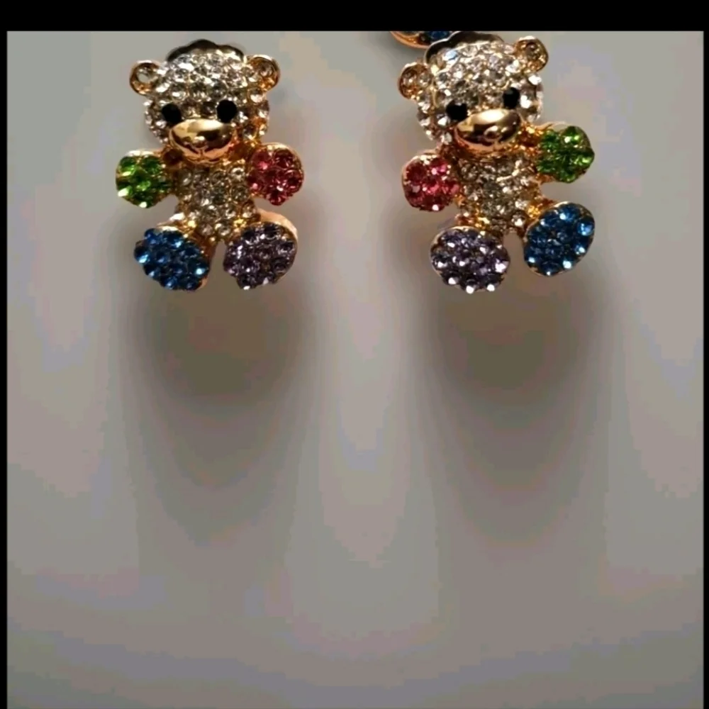 Multi Colored Austrian Crystal Teddy Bear Necklace & Earrings In Stainless Steel